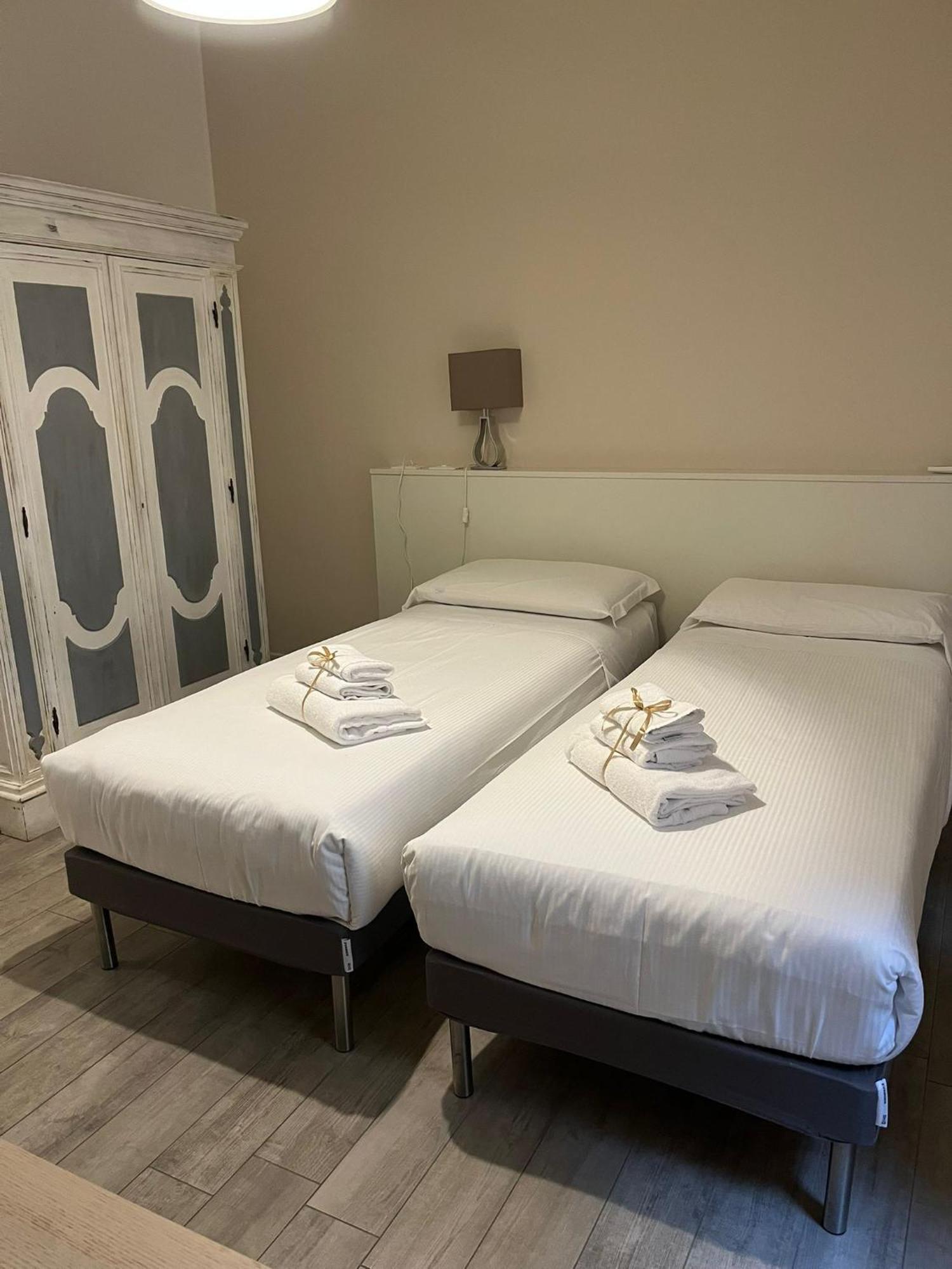 Апартаменты Flats4Rent La Dimora D'Orlando Верона Экстерьер фото